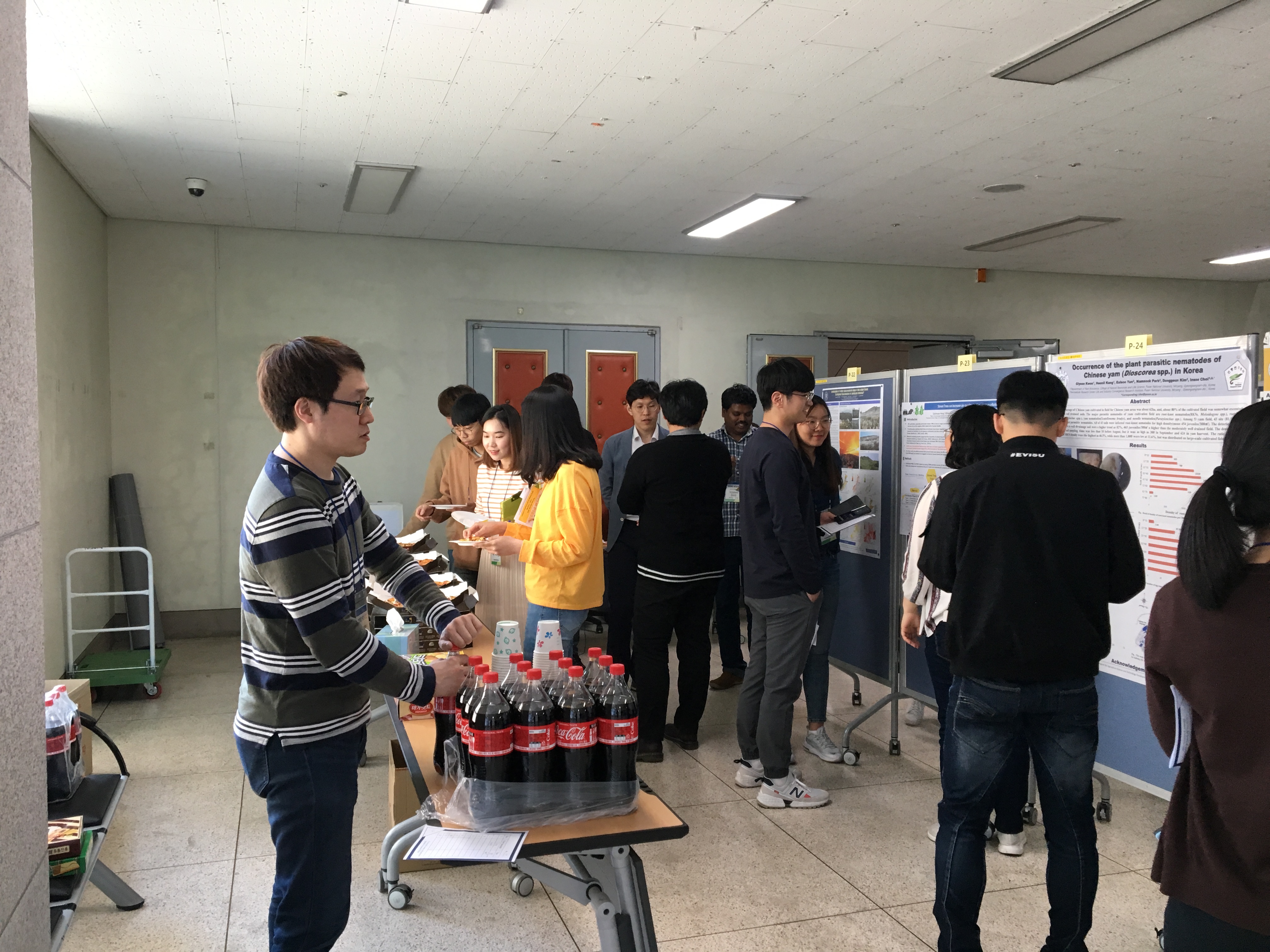 생명산업융합연구원 피사데이 개최(2019) 6 포스터발표 사진2.jpg